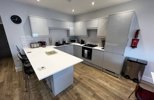 Sandown Apartment | Colonels Apartment