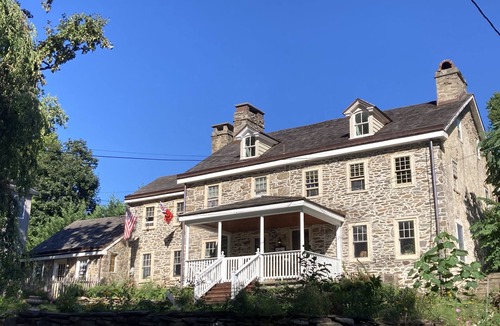 Havertown Apartment | Colonial Home, Living History