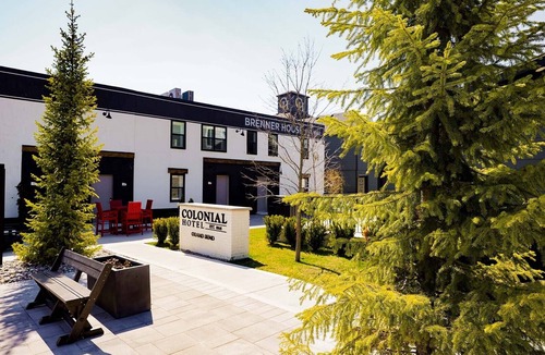 Grand Bend Hotel | Colonial Hotel & Suites - Double King