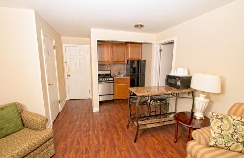 Seekonk Hotel | Colonial Inn Seekonk