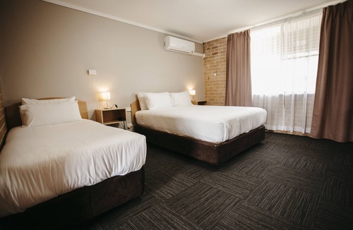 Richmond Hotel | Colonial Motel Richmond