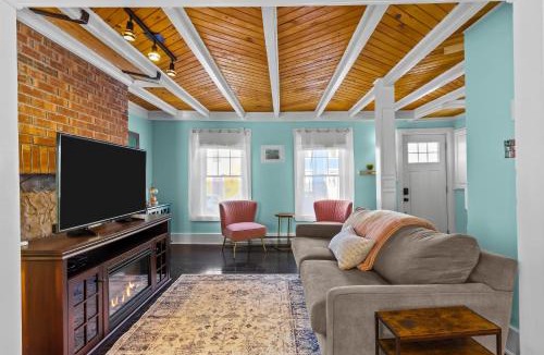 Downtown St. John's House | Colonial Row 3B, Off-Street Parking, Private Patio