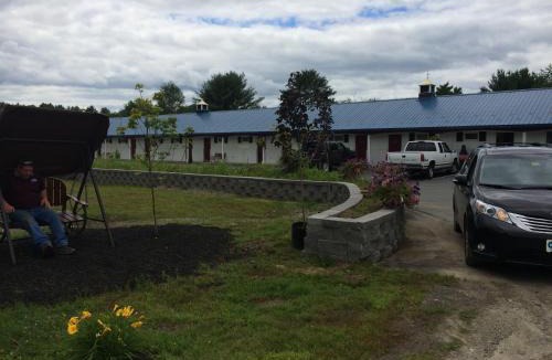 Farmington Hotel | Colonial Valley Motel