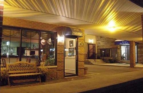 Latham Hotel | Colonie Inn and Suites