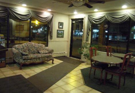 Latham Hotel | Colonie Inn and Suites