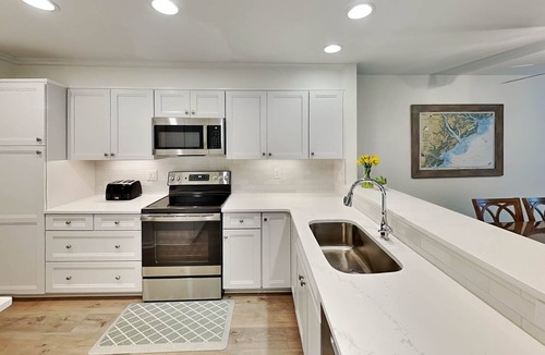Shipyard Plantation Condo | Colonnade Club 193