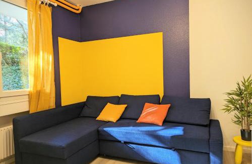 Saint-Etienne Apartment | Color Addict