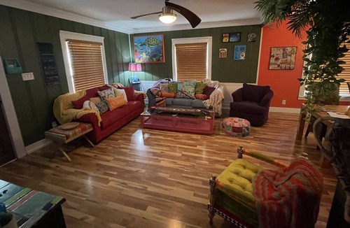 Baxter Springs House | Color Wheel House