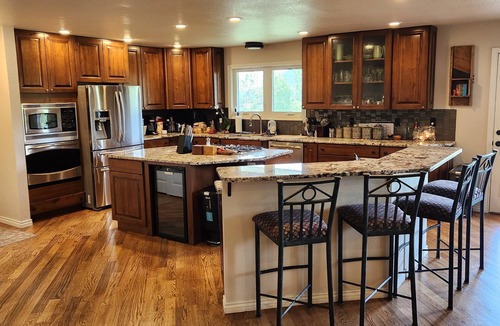 West Colorado Springs House | Colorado Springs Mesa Retreat