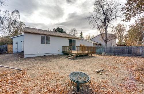 Northwest Colorado Springs House | Colorado Springs Home: Large Backyard w/Fire Pit!