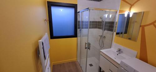 Nozay Apartment | Colorama