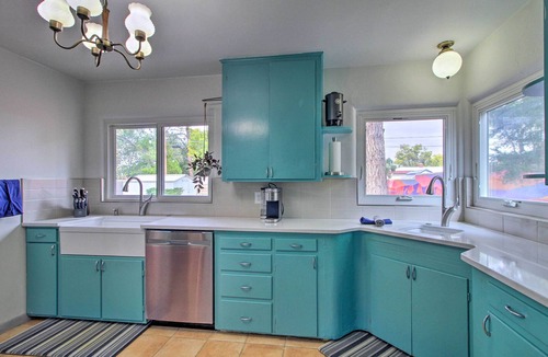 Pueblo Alto House | Colorful 2-bedroom home with indoor fireplace & EV Charger