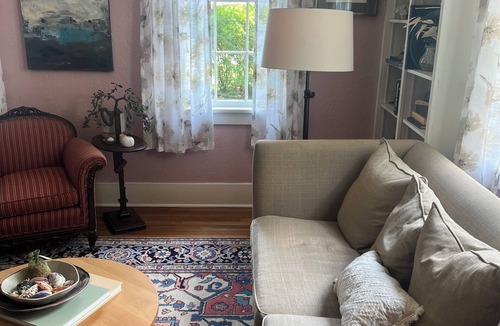 Joffre House | Colorful 2Br 2Ba home in Memphis - close to everything! Long terms stays welcome