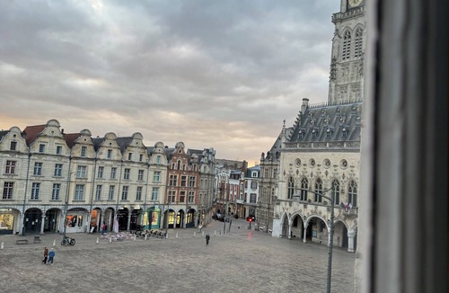 Arras Apartment | Colorful duplex 6 pers/3ch/3sdb View Belfry ARRAS Centre Histo