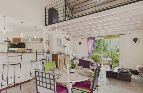 Les Conches House | Colorful family home with garden for 6