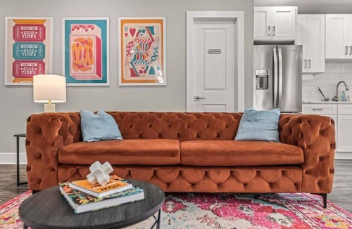 West Conshohocken Apartment | Colorful King Bed Apt | Large Kitchen | Game Room