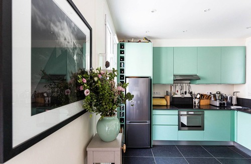 Ternes Apartment | Colour in Ternes, by Veeve