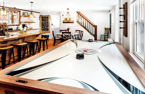 Colrain House | Colrain Winter Adventure HotTub AirHockey Firepit