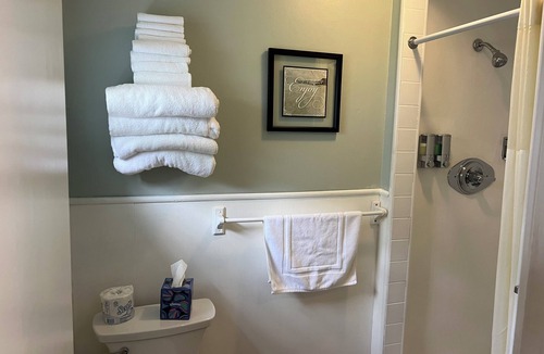 Wellsboro Hotel | Colton Point Motel