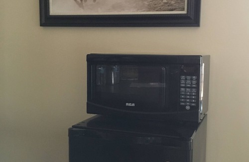 Colts Neck Hotel | Colts Neck Inn Hotel