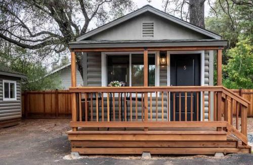 Sonora House | Columbia Cabins Cabin 5