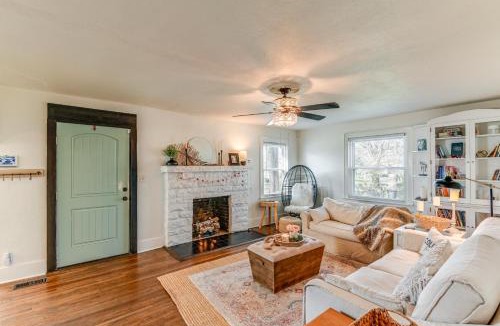 Columbia House | Columbia Cottage w/Patio: 1 Mi to Downtown!