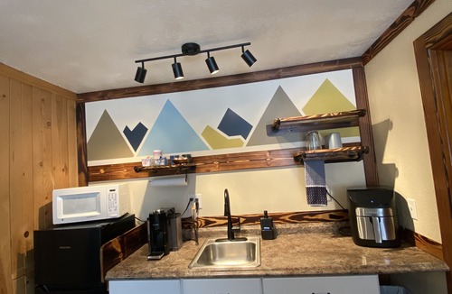 Colville Hotel | Columbia Point Resort