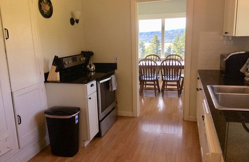 Corbett House | Columbia River Gorge Retreat with a view