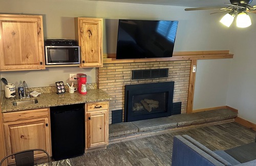 Estes Park Hotel | Columbine Inn