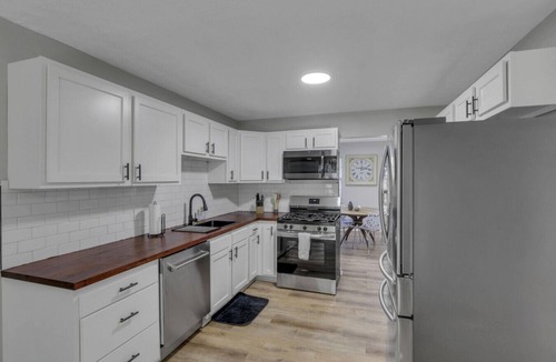 Columbus House | Columbus Central Cottage