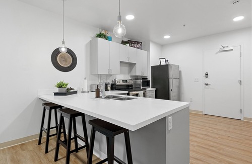 Downtown Columbus Bed & Breakfast | Columbus Modern Apartment