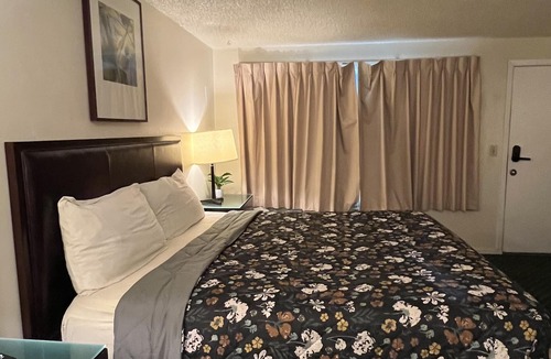 Seattle Hotel | Columbus Motor Inn