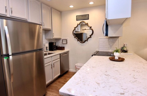 New Braunfels Condo | Comal Haus | 1st Floor | Recently Renovated | WiFi