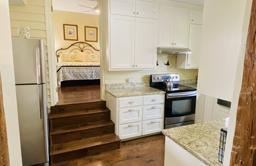 New Braunfels House | Comal Inn