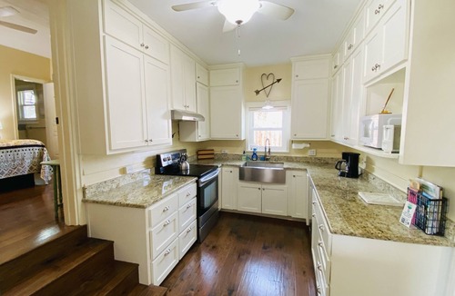 New Braunfels House | Comal Inn