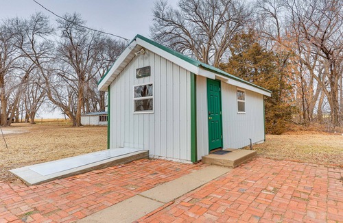 Kingsdown House | Comanche County Home Near Hunting & Fishing!