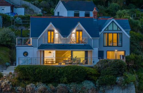 Mortehoe House | Combesgate House