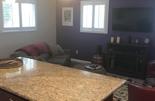 Windsor Apartment | Combs Wine Sippin Escape