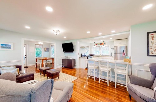 Buzzards Bay House | Come About Cottage