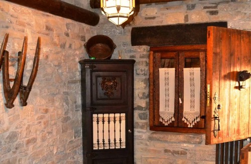 Artieda Cottage | Come and enjoy the Pyrenees at Casa Rural Pedro