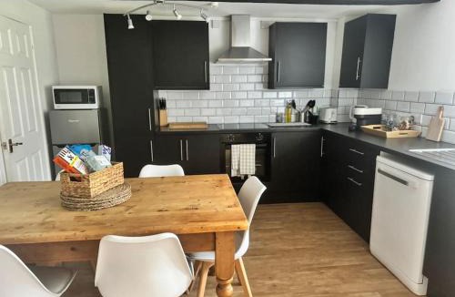 Chippenham House | Come and stay at Little Wick