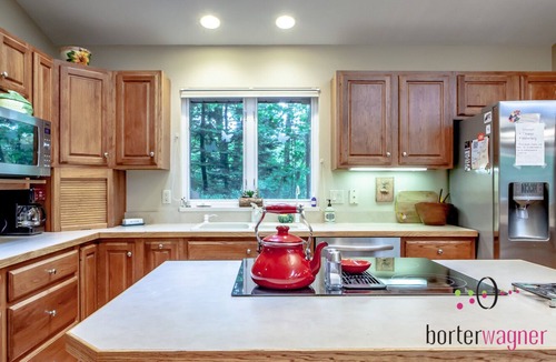 Harbert House | Come enjoy beautiful Harbor Country. It's a wonderful place to visit!