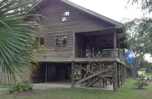 Edisto Island House | Come Enjoy Paradise With On-Site Dock And Lovely Sunsets