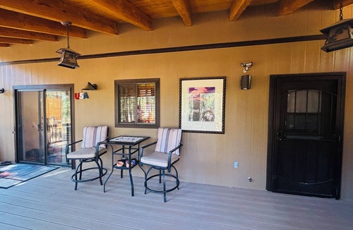 Alpine Cabin | Come Get Cozy in The Coues Cabin