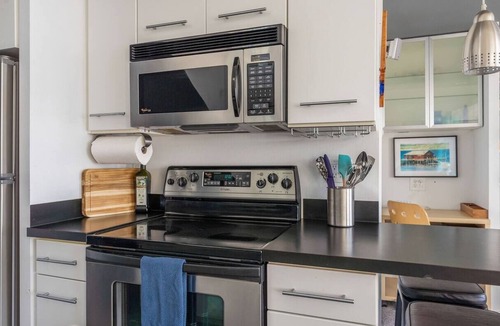 Tulalip House | Come in and Stay awhile at the Mission Beach, Beach House!