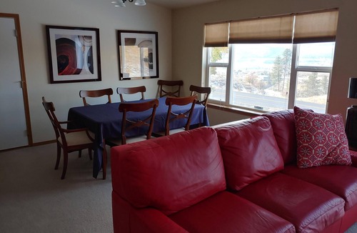 Davenport House | Come relax & enjoy the view