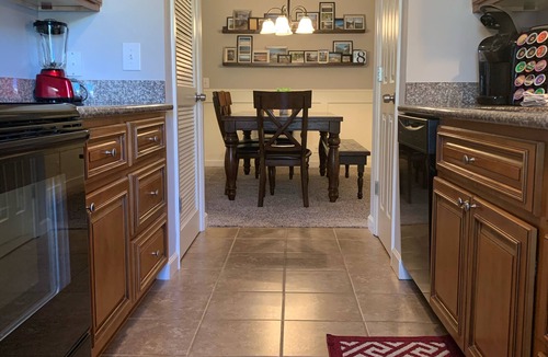 Saint Simons Heights Condo | Come relax! Cozy condo with everything that you’ll need!