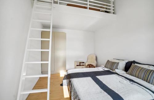 Horsholm Apartment | Come Stay 3BR - Havudsigt m.plads til 5 personer