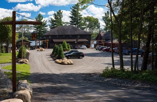 Town of Webb Condo | Come stay at Great Pines for amazing views!