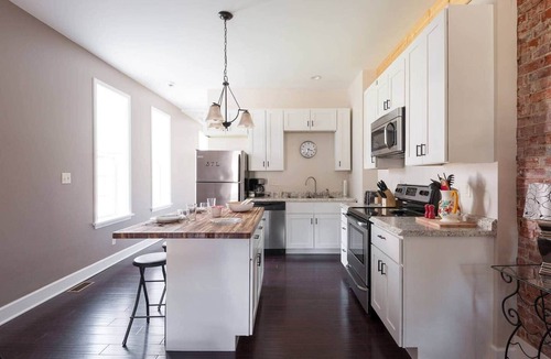 Southwest Garden Apartment | Come stay in STL’s little Italy, ‘The Hill' NBHD